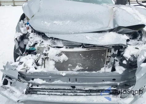 2021 Subaru Impreza 5-Door z USA, uszkodzony, nr VIN 4S3GTAB60M3707892